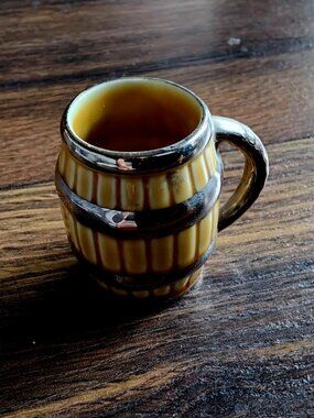 Vintage "Wade" Pottery Ireland Barrel Mug Toothpick Holder